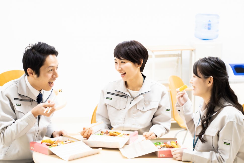 12:00 昼休憩　イメージ画像